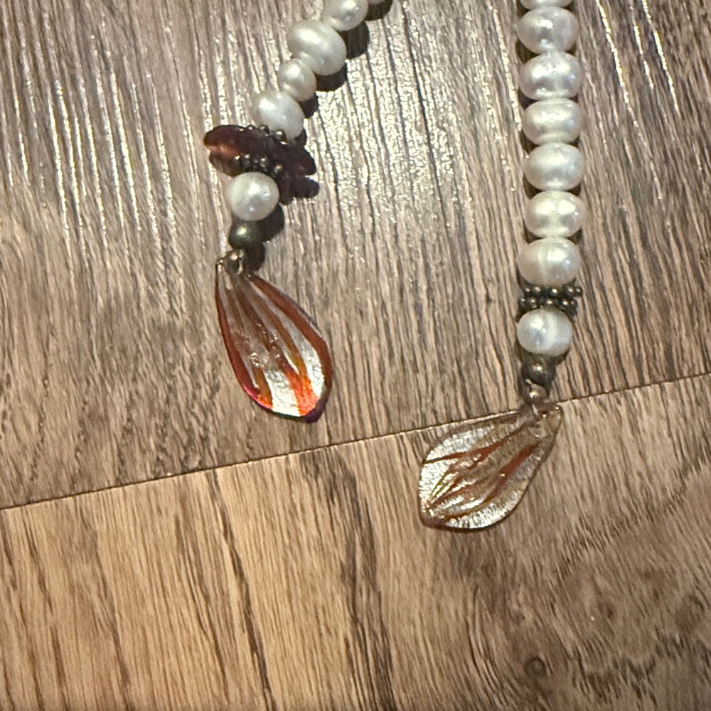 Faux, pearl wraparound necklace excellent condition never worn - Picture 2 of 12